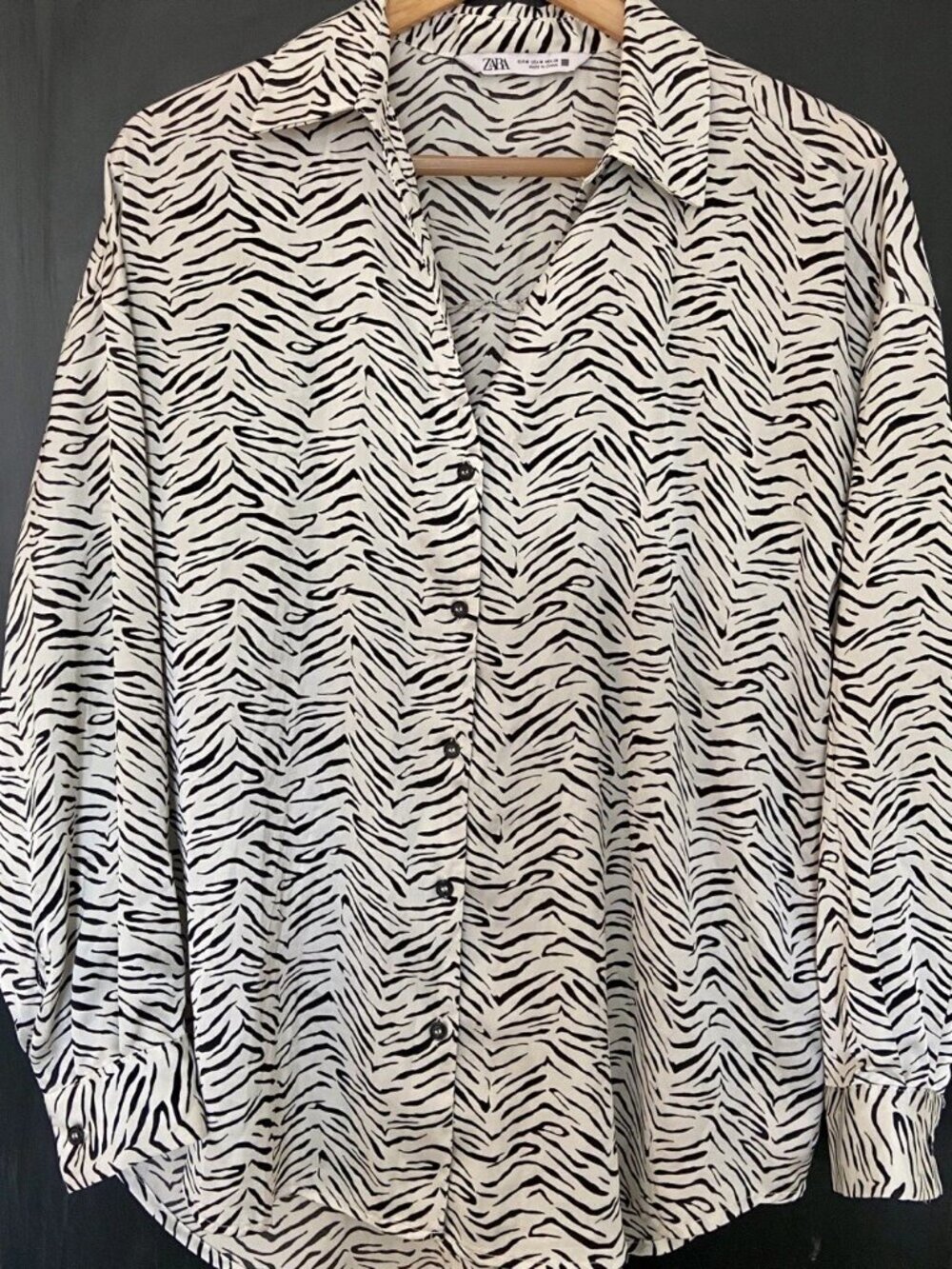 ZARA ZEBRA PRINT BUTTON DOWN SHIRT WOMENS SIZE M